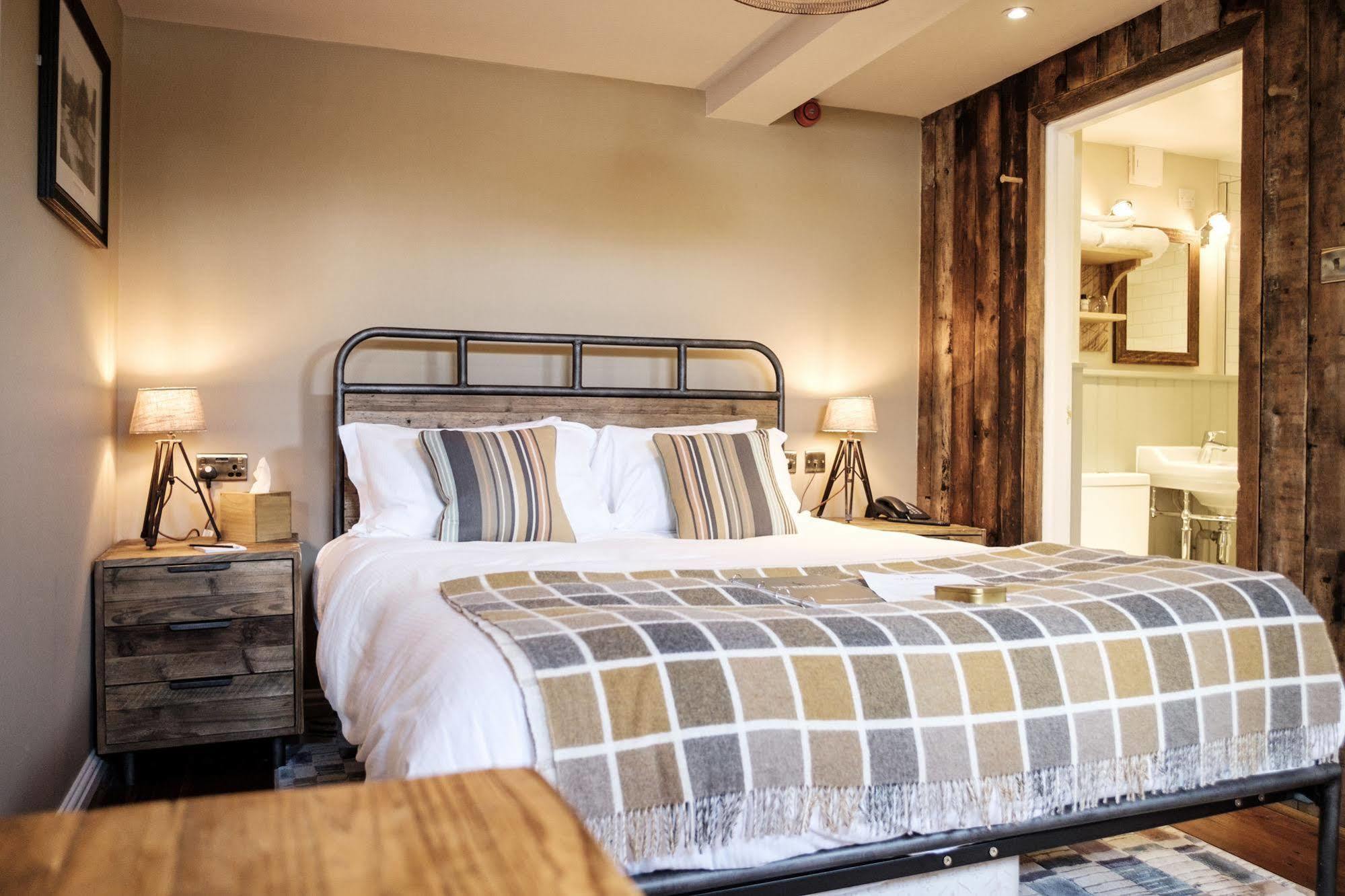 The White Hart Hotel Stockbridge  Ngoại thất bức ảnh