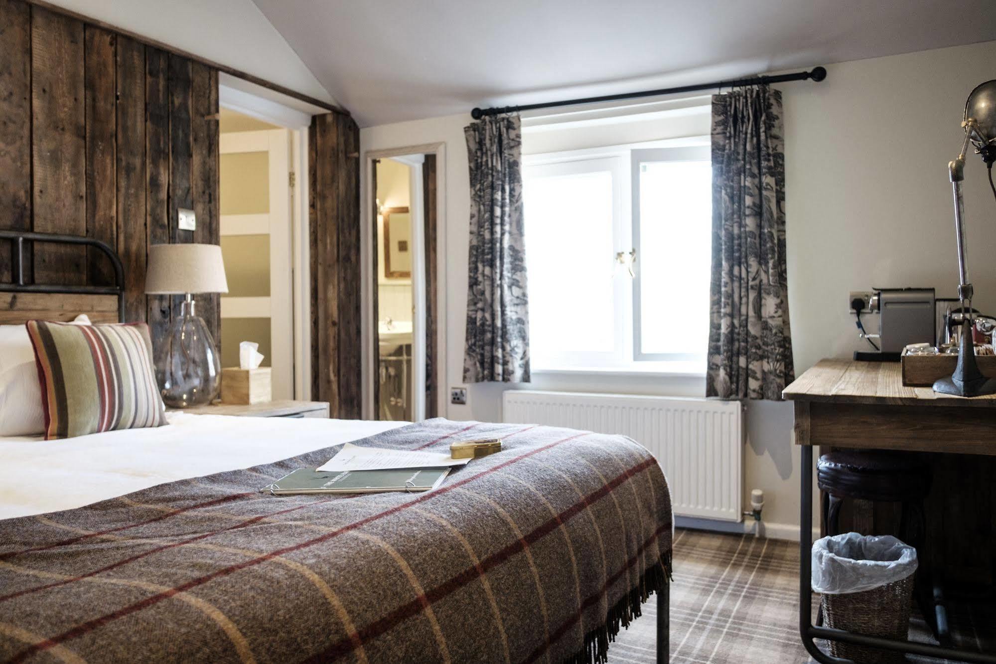 The White Hart Hotel Stockbridge  Ngoại thất bức ảnh