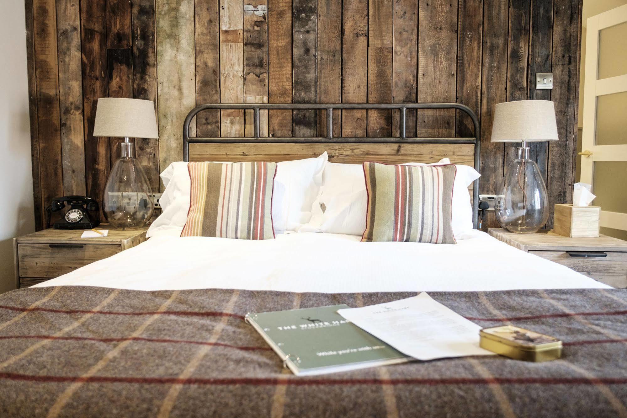 The White Hart Hotel Stockbridge  Ngoại thất bức ảnh