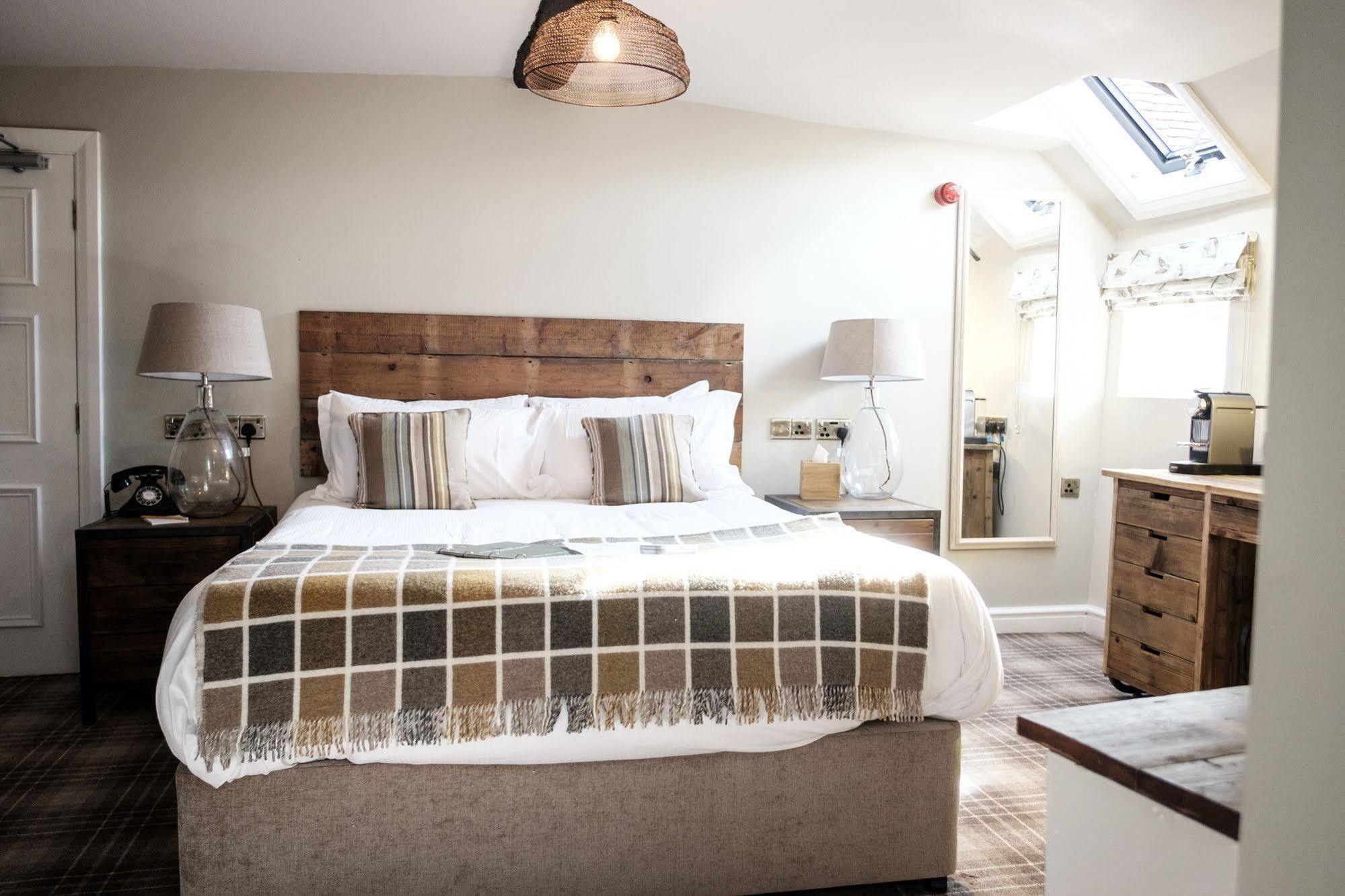 The White Hart Hotel Stockbridge  Ngoại thất bức ảnh